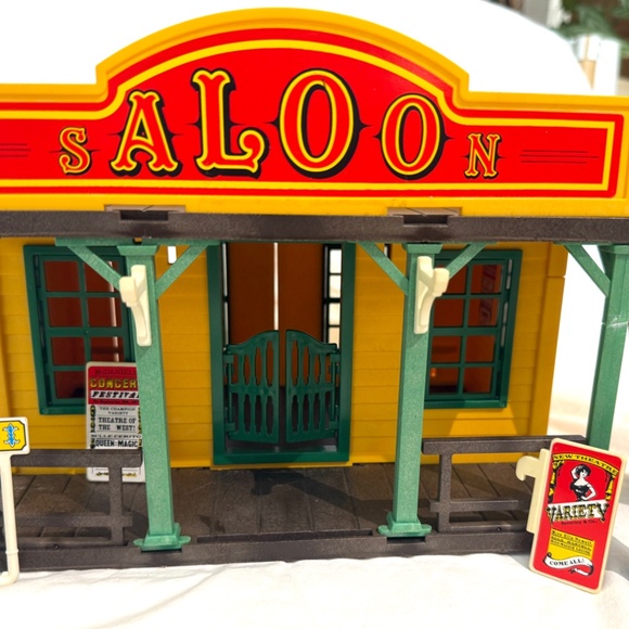 VNTG Playmobil Saloon and Covered Wagon Set - Picture 8 of 16